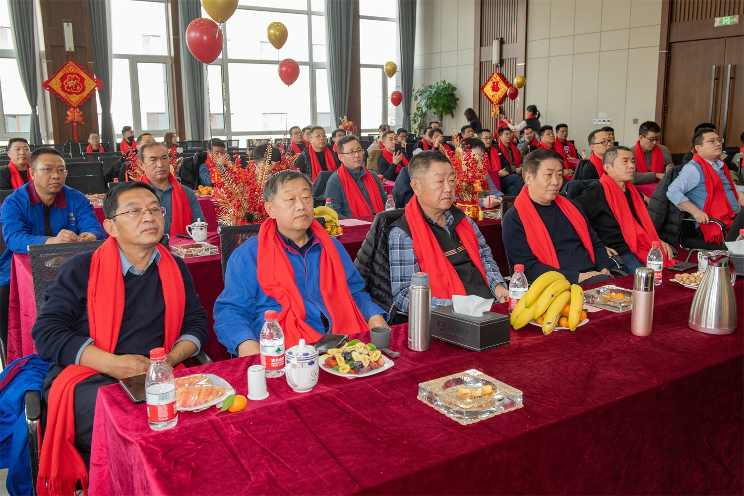 “點亮青春，圓夢義鐵”公司青年人才聯(lián)誼會成功舉辦